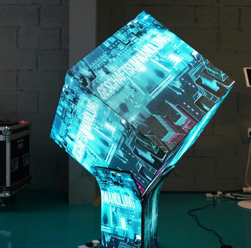 Static Cube With Led Stand